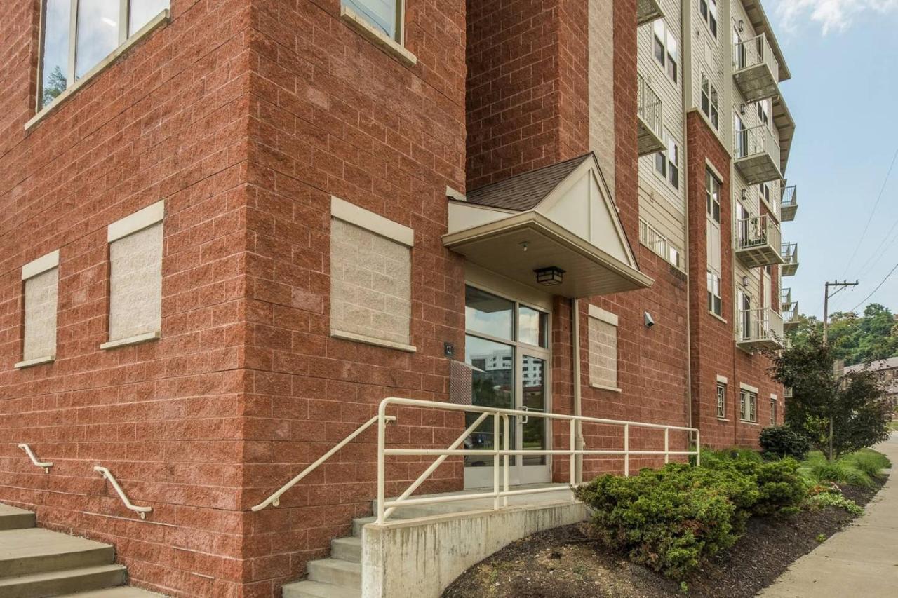 Frontdesk Portal Place Apts Oakland Pittsburgh Extérieur photo